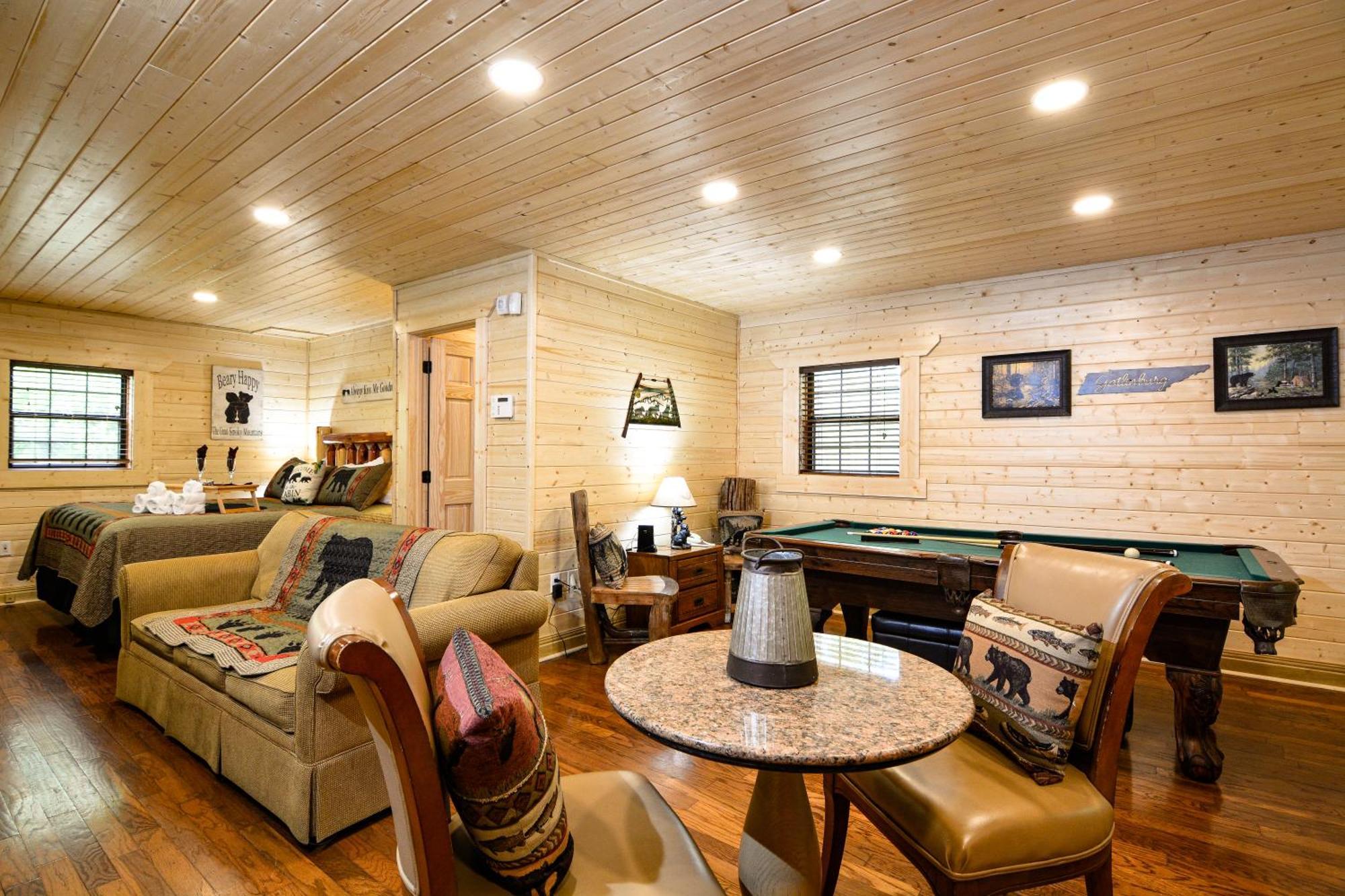 Smoky Mountain Dream Villa Гетлинбург Стая снимка